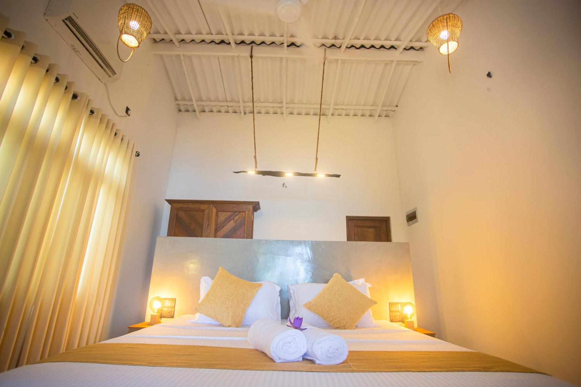 Aki Luna Lagoon Resort Hikkaduwa Luaran gambar
