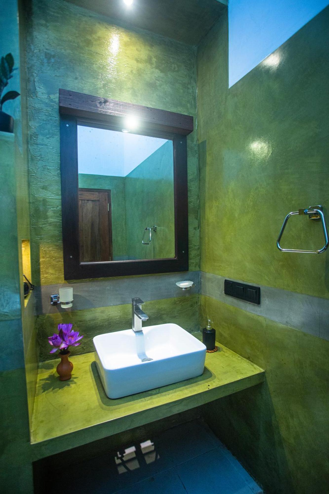 Aki Luna Lagoon Resort Hikkaduwa Luaran gambar