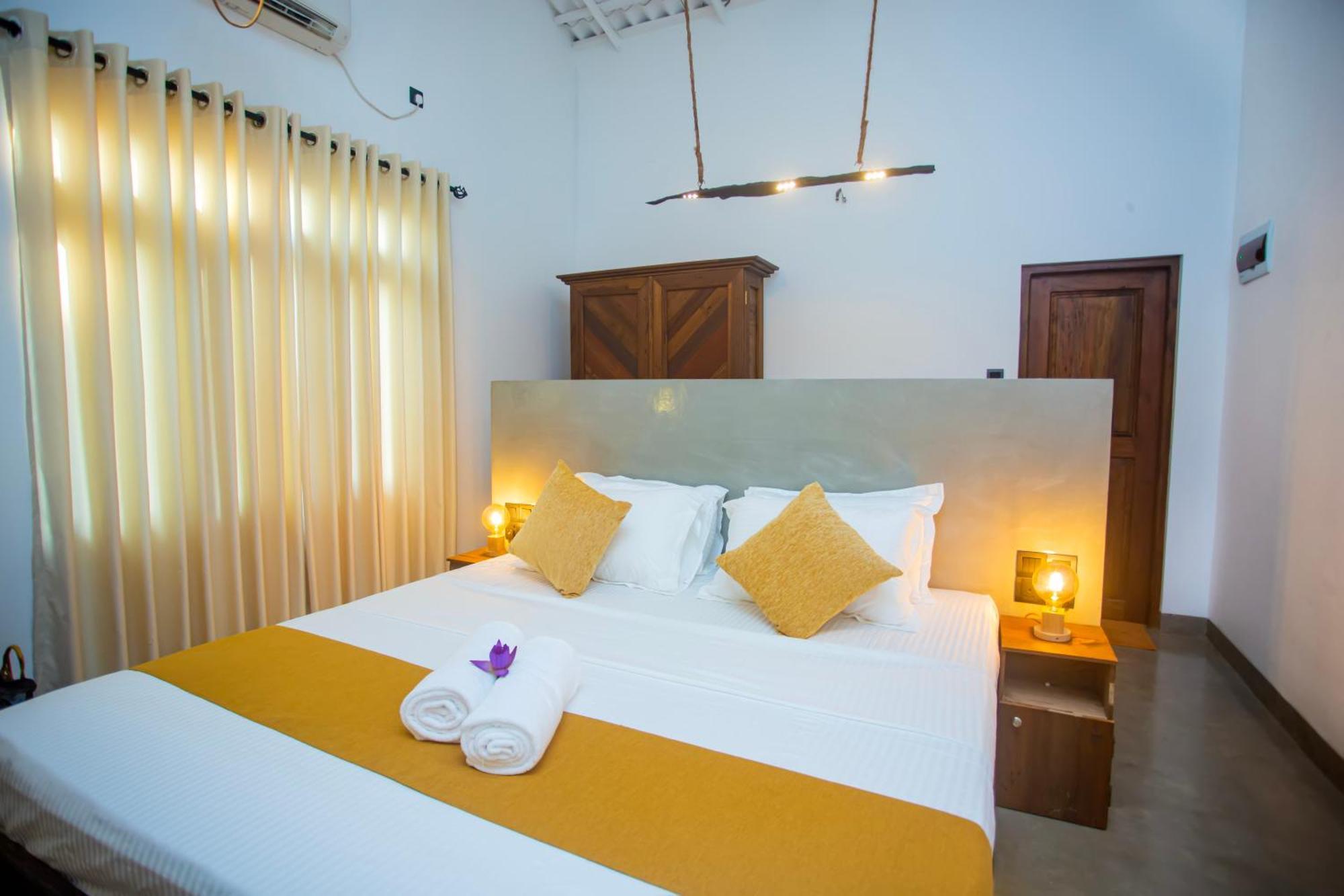 Aki Luna Lagoon Resort Hikkaduwa Luaran gambar