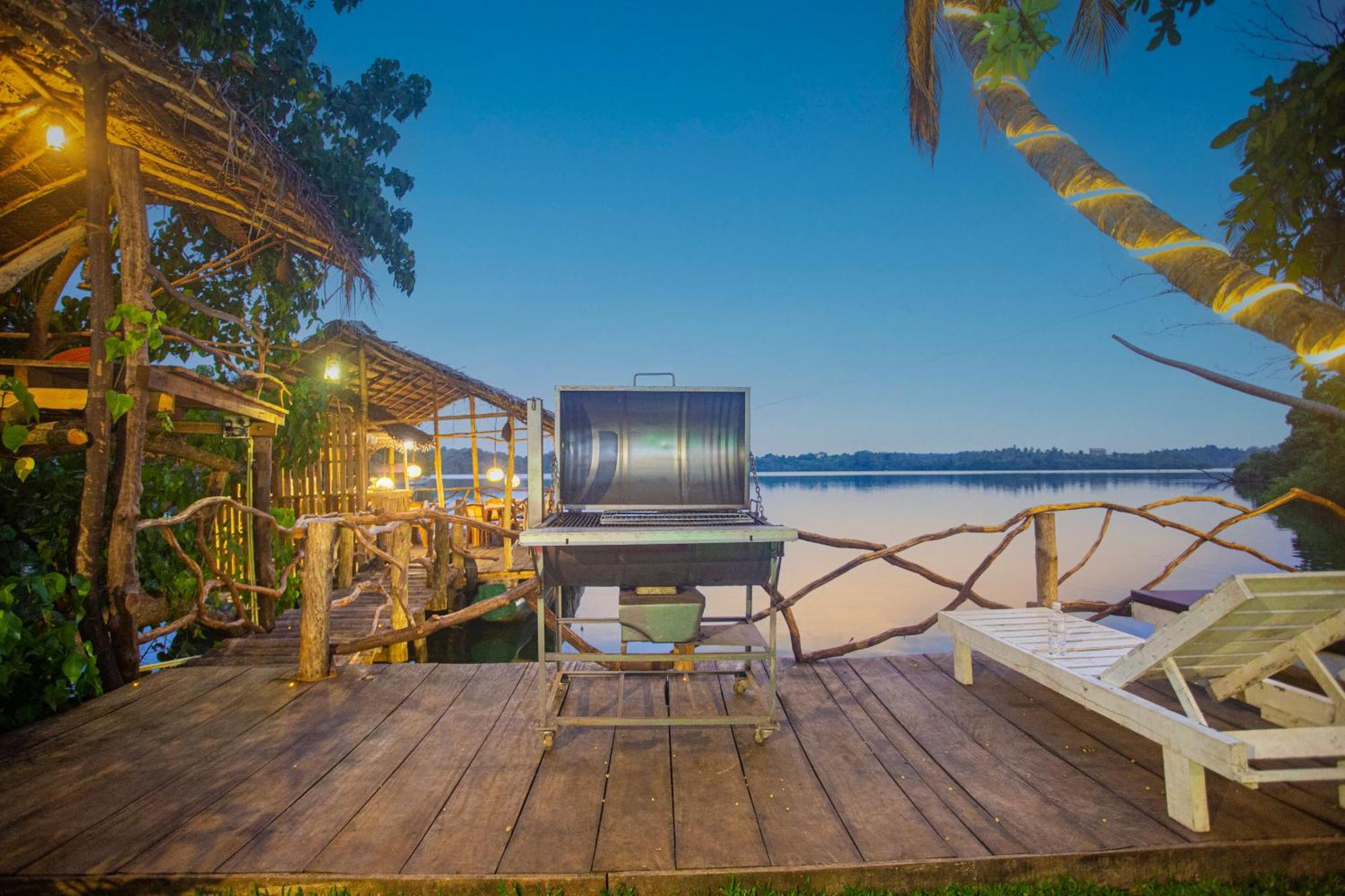 Aki Luna Lagoon Resort Hikkaduwa Luaran gambar